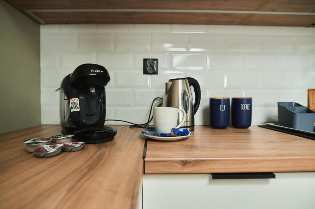 M&M Apartamenty Jasionka Bagian luar foto